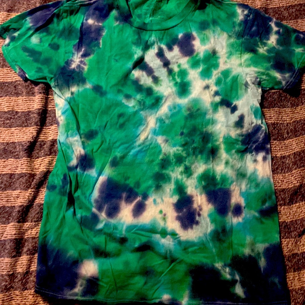 Spiral tie dye shirt